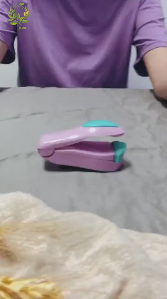 SealMate™ Mini Portable Heat Sealer – Resealable Food Bag Closer